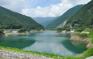 名栗湖（有間ダム）